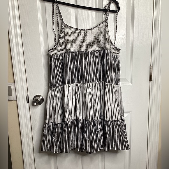 NWT Solid & Striped The Parker Dress Blackout X Marshmallow Oversized X-Large - Picture 6 of 9